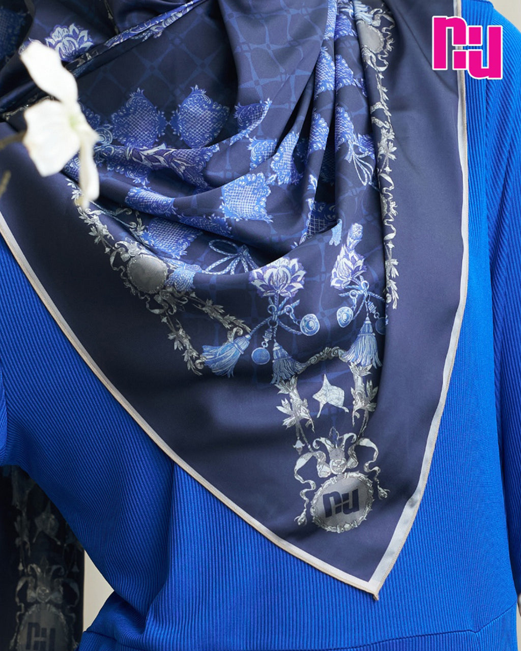 NUH FIROJA – Long Wrap
