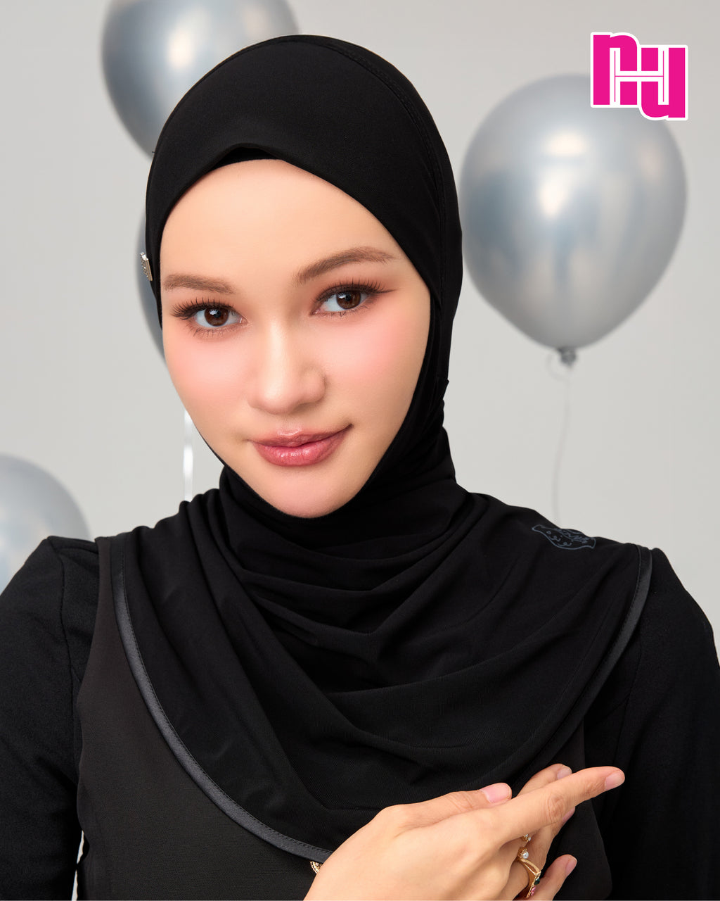 NUH CLASSIC (BLACK) - ผ้าคลุมสำเร็จรุ่นคลาสสิคสีดำ