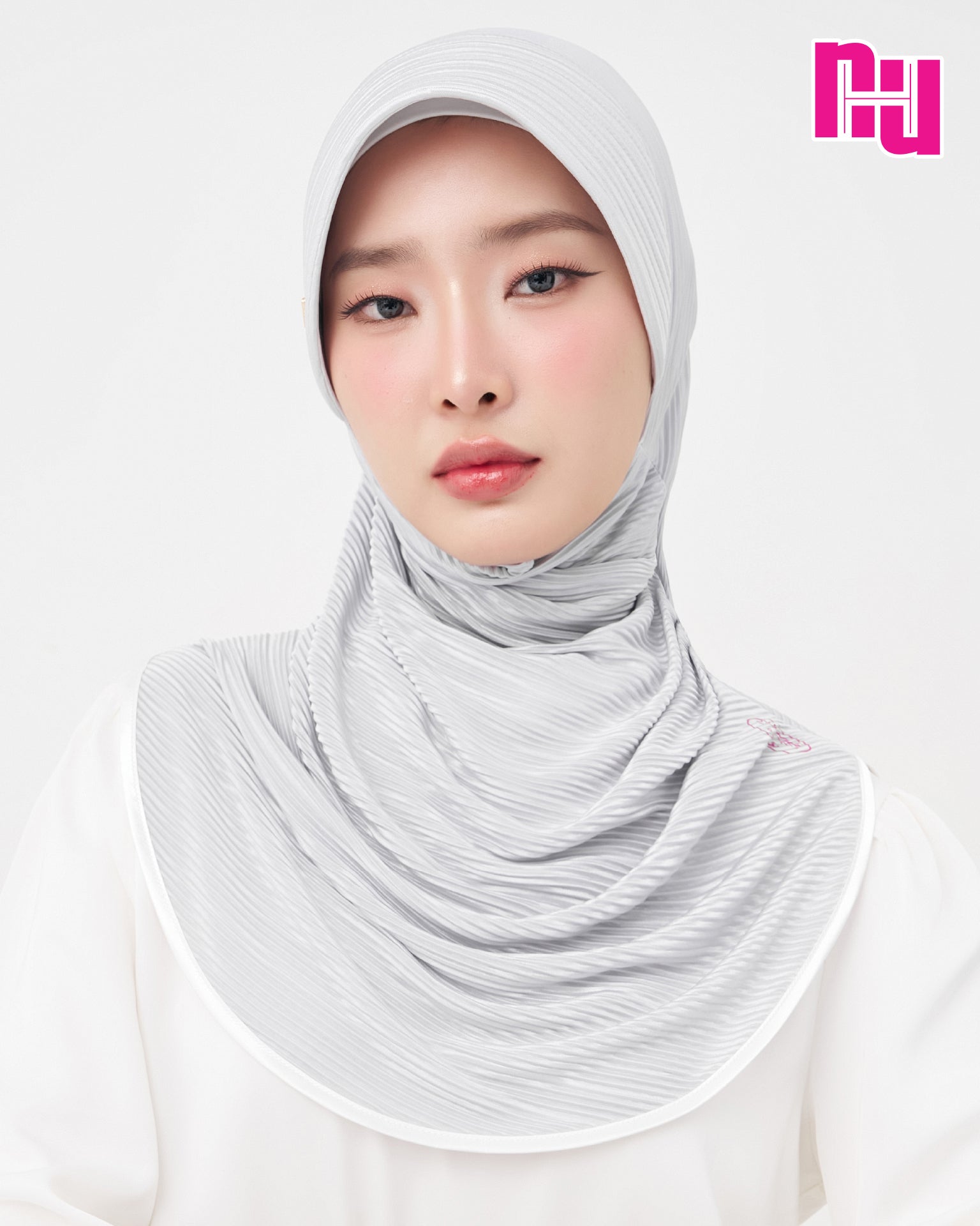 NUH PLEATED ผ้าคลุมสวมสำเร็จ – ทรงฟองน้ำ