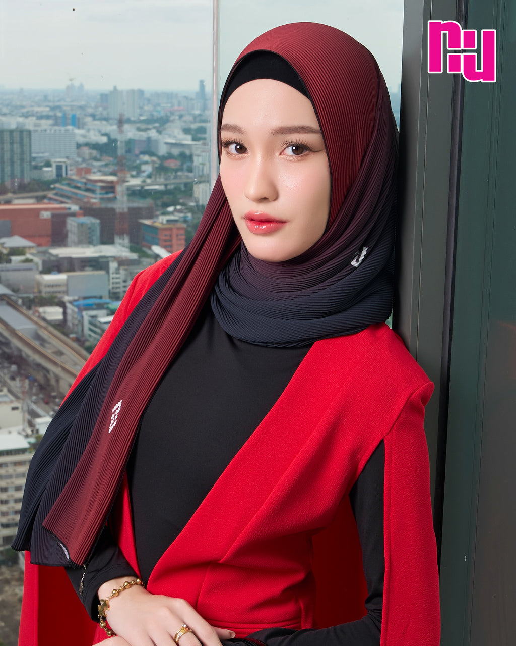 NUH SKYLINE OMBRE PLEATED Hijab Scarf for Women Muslim - ผ้าพันอัดพลีทแบบยาว