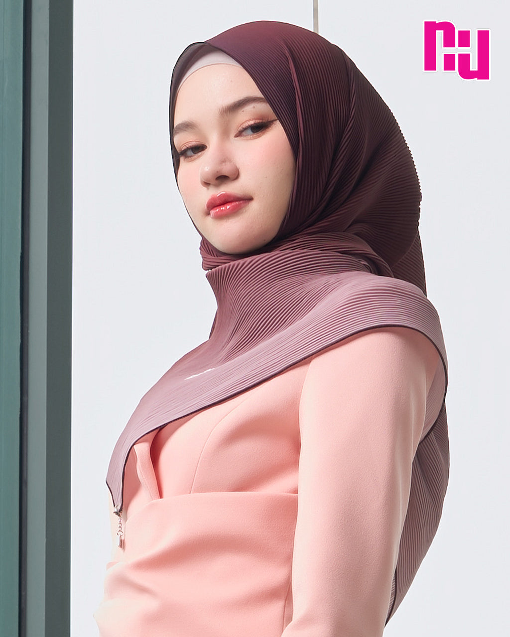NUH SKYLINE OMBRE PLEATED Hijab Scarf for Women Muslim - ผ้าพันอัดพลีทแบบยาว