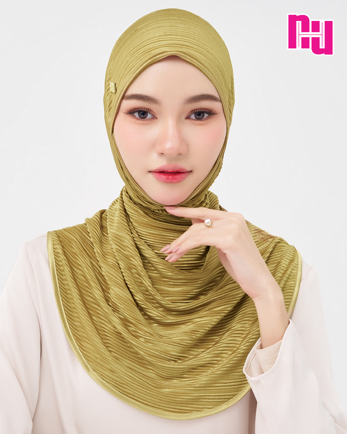 ผ้าคลุมสวมสำเร็จ NUH PLEATED – ทรงตาลากง