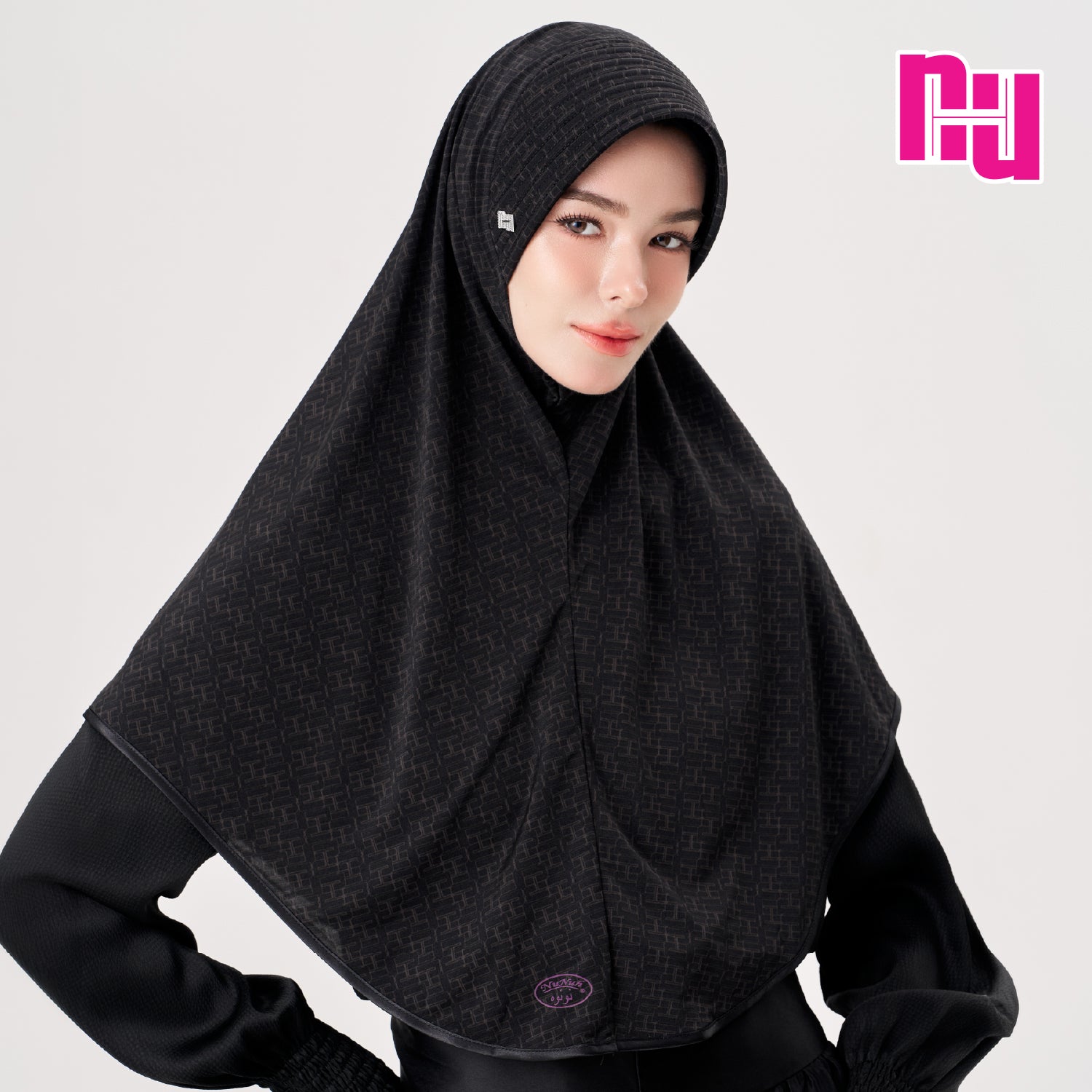 NUH MONOGRAM ECHO II ผ้าคลุมสวมสำเร็จ - แพทเทิร์นฮาตี