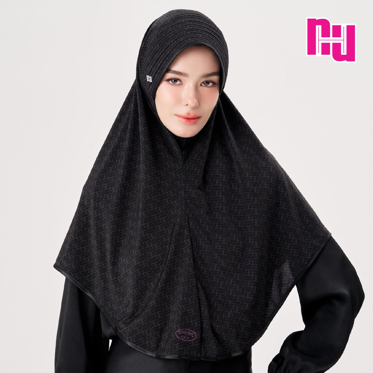 NUH MONOGRAM ECHO II ผ้าคลุมสวมสำเร็จ - แพทเทิร์นฮาตี