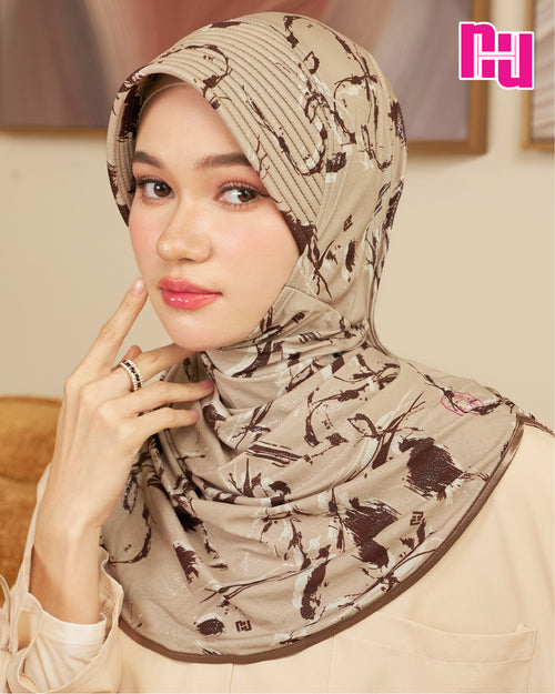 NUH BRUSH LINE Ready-to-wear hijab - regular foam padding.
