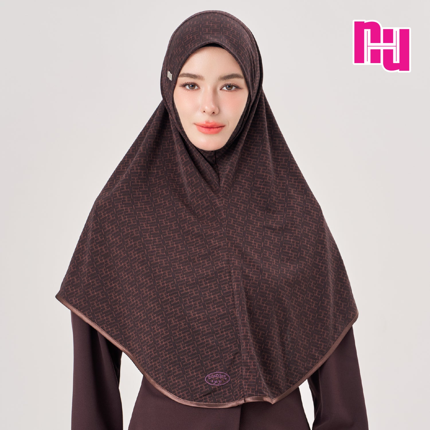 NUH MONOGRAM ECHO II ผ้าคลุมสวมสำเร็จ - แพทเทิร์นฮาตี
