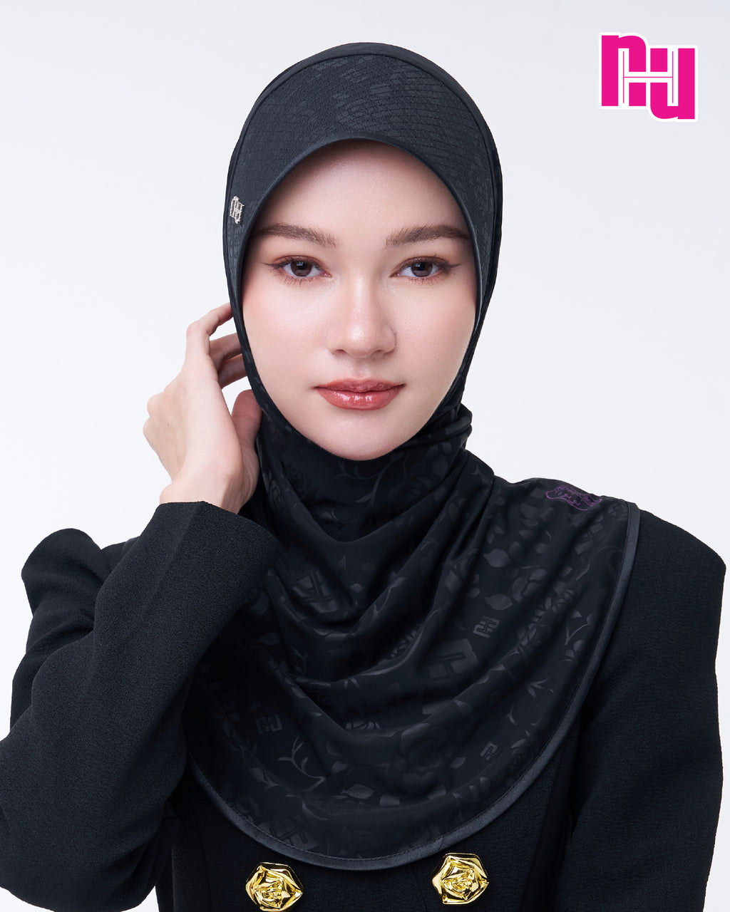 NUH ROSE - ผ้าคลุมสวมสำเร็จทรงหัวแข็งยืด