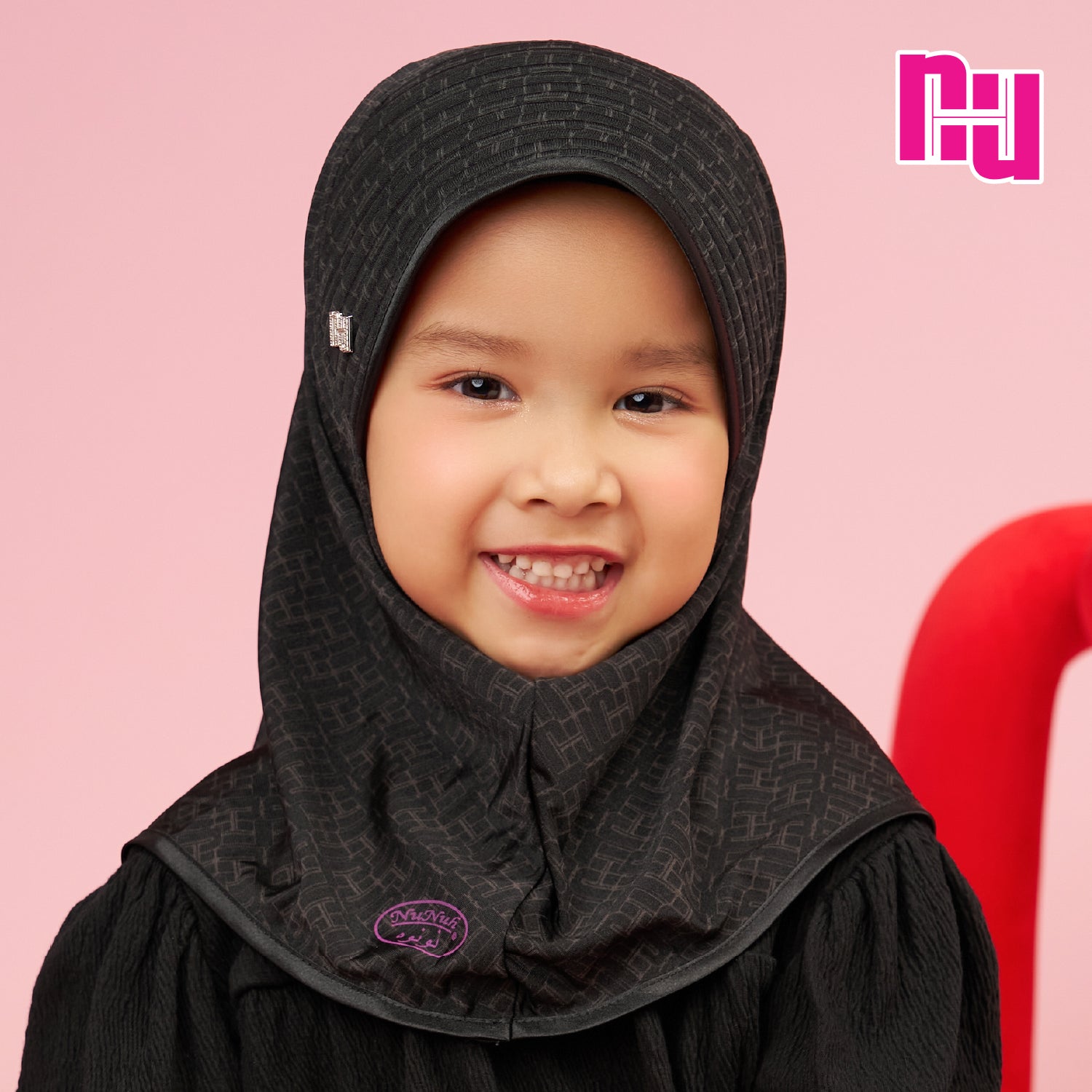 NUH MONOGRAM ECHO II ผ้าคลุมสวมสำเร็จ - แพทเทิร์นฮาตีสำหรับเด็ก