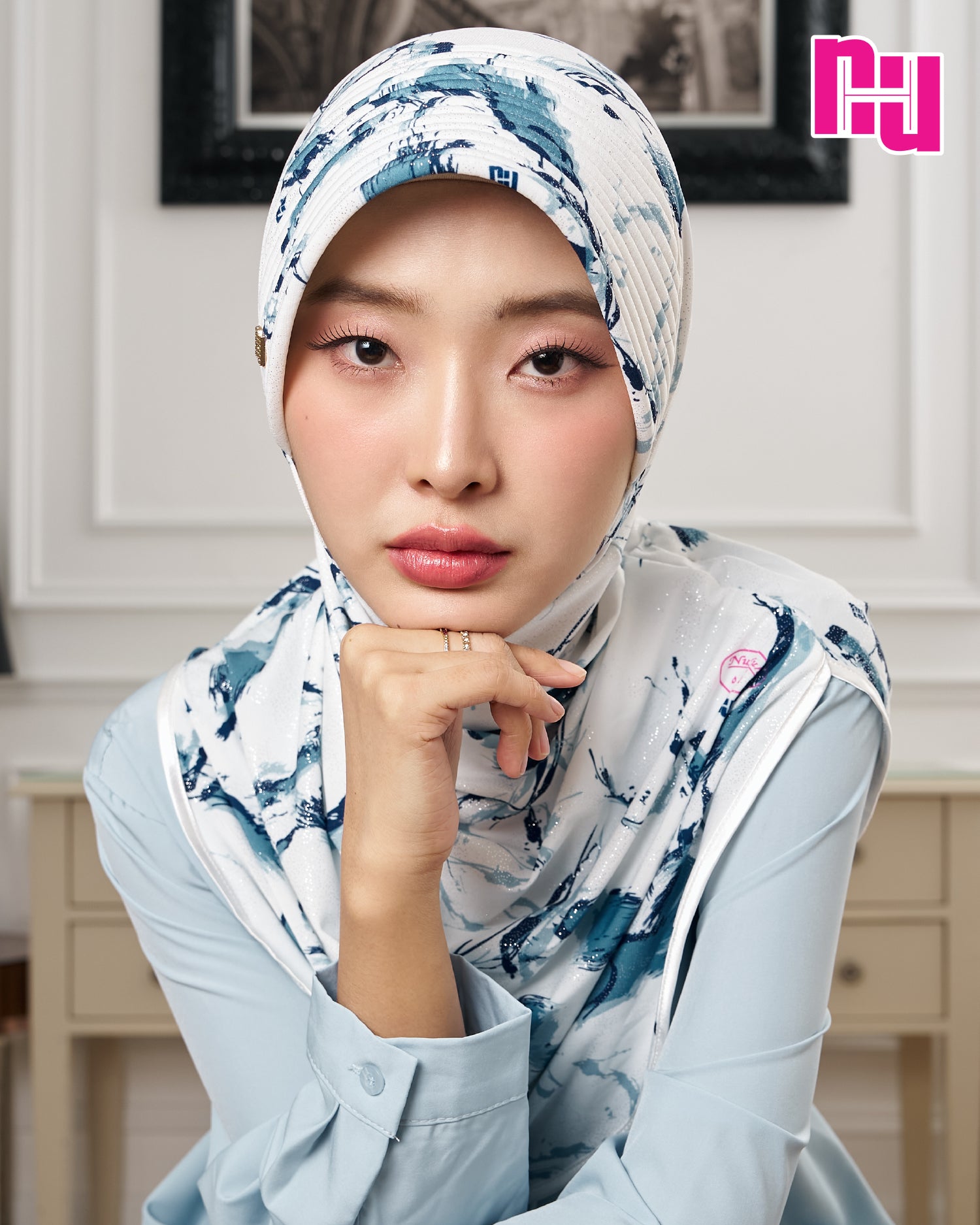 NUH BRUSH LINE Ready-to-wear hijab - regular foam padding.