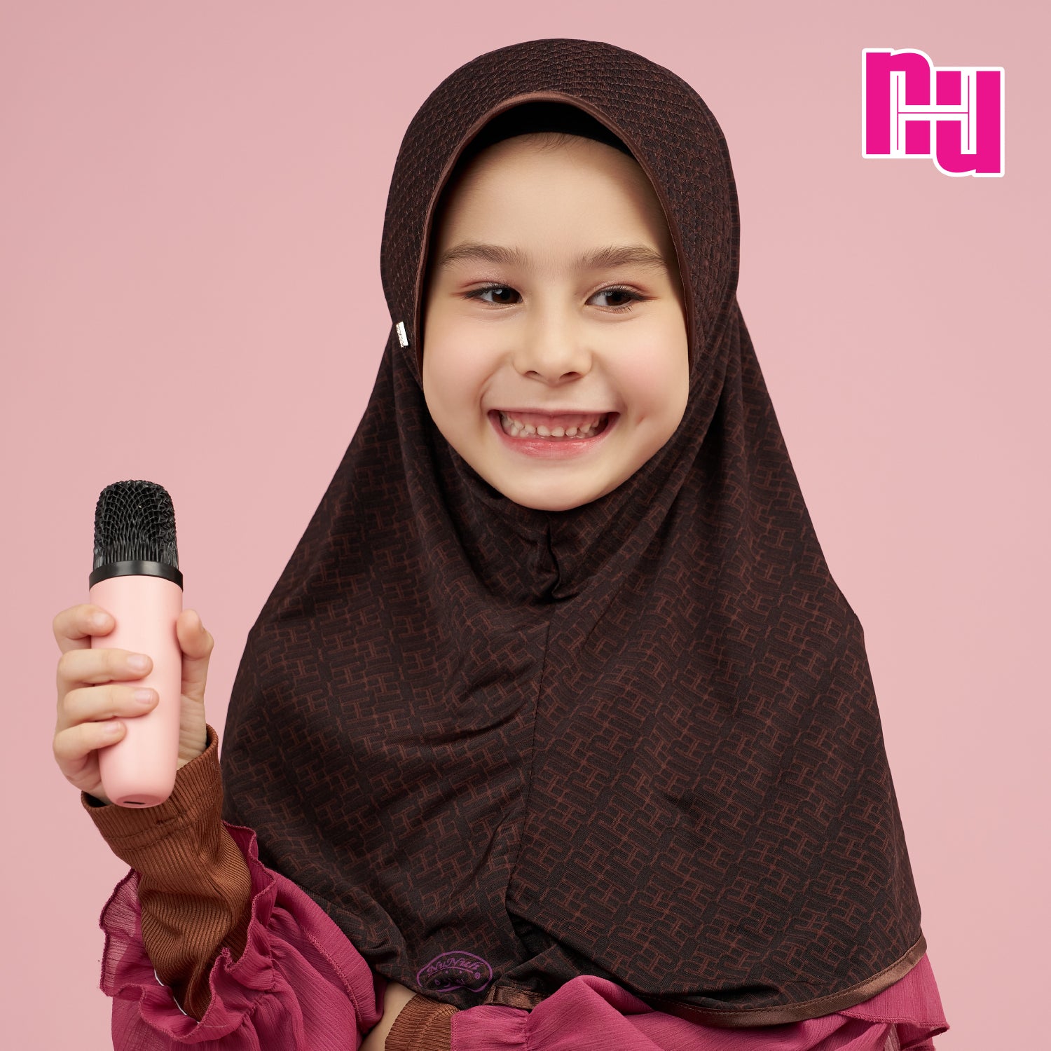 NUH MONOGRAM ECHO II ผ้าคลุมสวมสำเร็จ - แพทเทิร์นฮาตีสำหรับเด็ก
