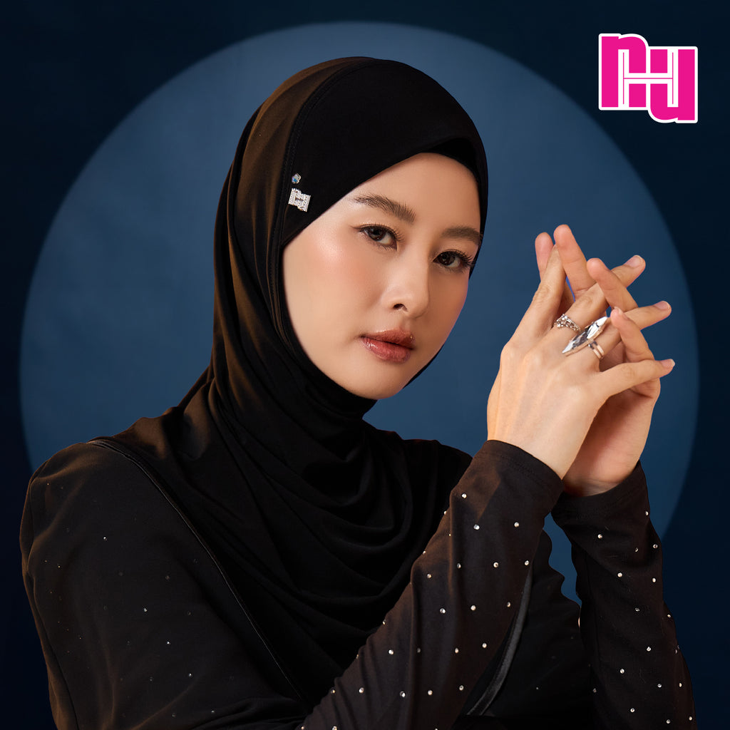 NUH CLASSIC FLOWER  (BLACK) - ผ้าคลุมสวมสำเร็จ