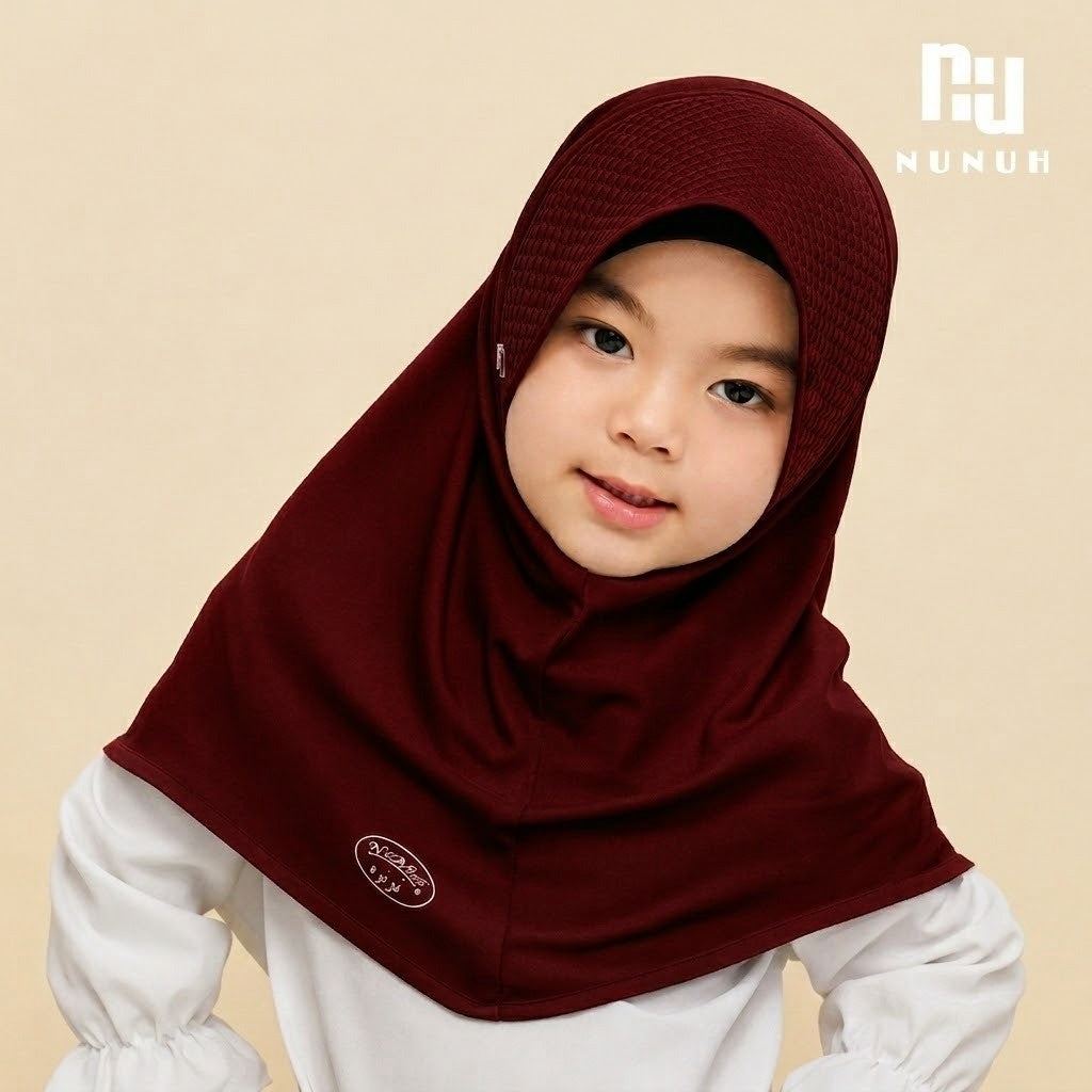 NUH HATI CLASSIC (BLACK) - ผ้าคลุมสวมสำเร็จคลาสสิคสีดำ (แพทเทิร์นฮาตีสำหรับเด็ก)
