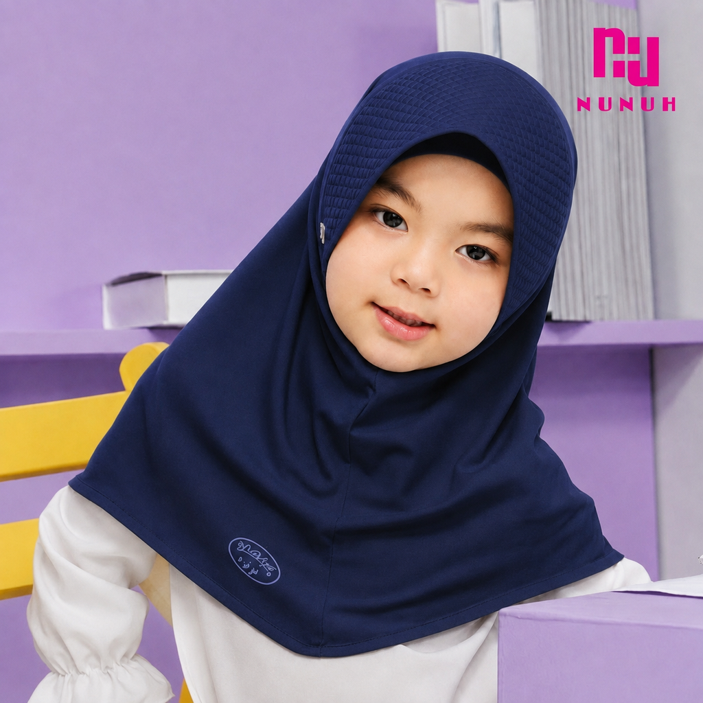 NUH HATI CLASSIC (BLACK) - ผ้าคลุมสวมสำเร็จคลาสสิคสีดำ (แพทเทิร์นฮาตีสำหรับเด็ก)