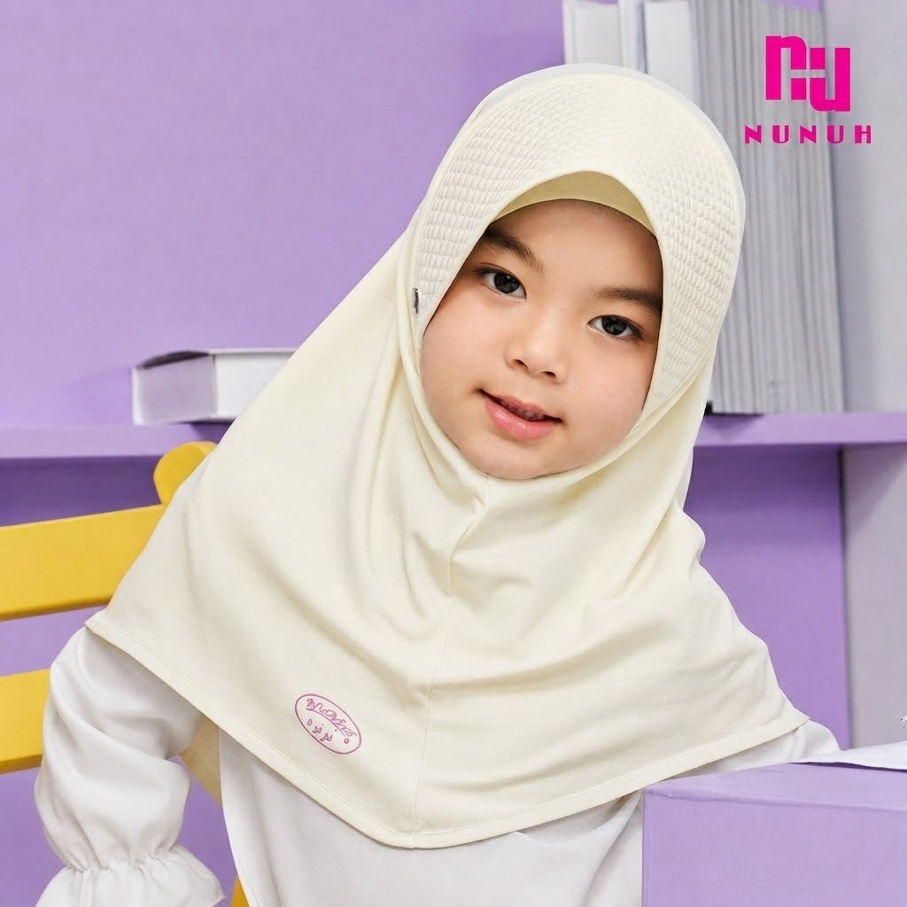 NUH HATI CLASSIC (BLACK) - ผ้าคลุมสวมสำเร็จคลาสสิคสีดำ (แพทเทิร์นฮาตีสำหรับเด็ก)