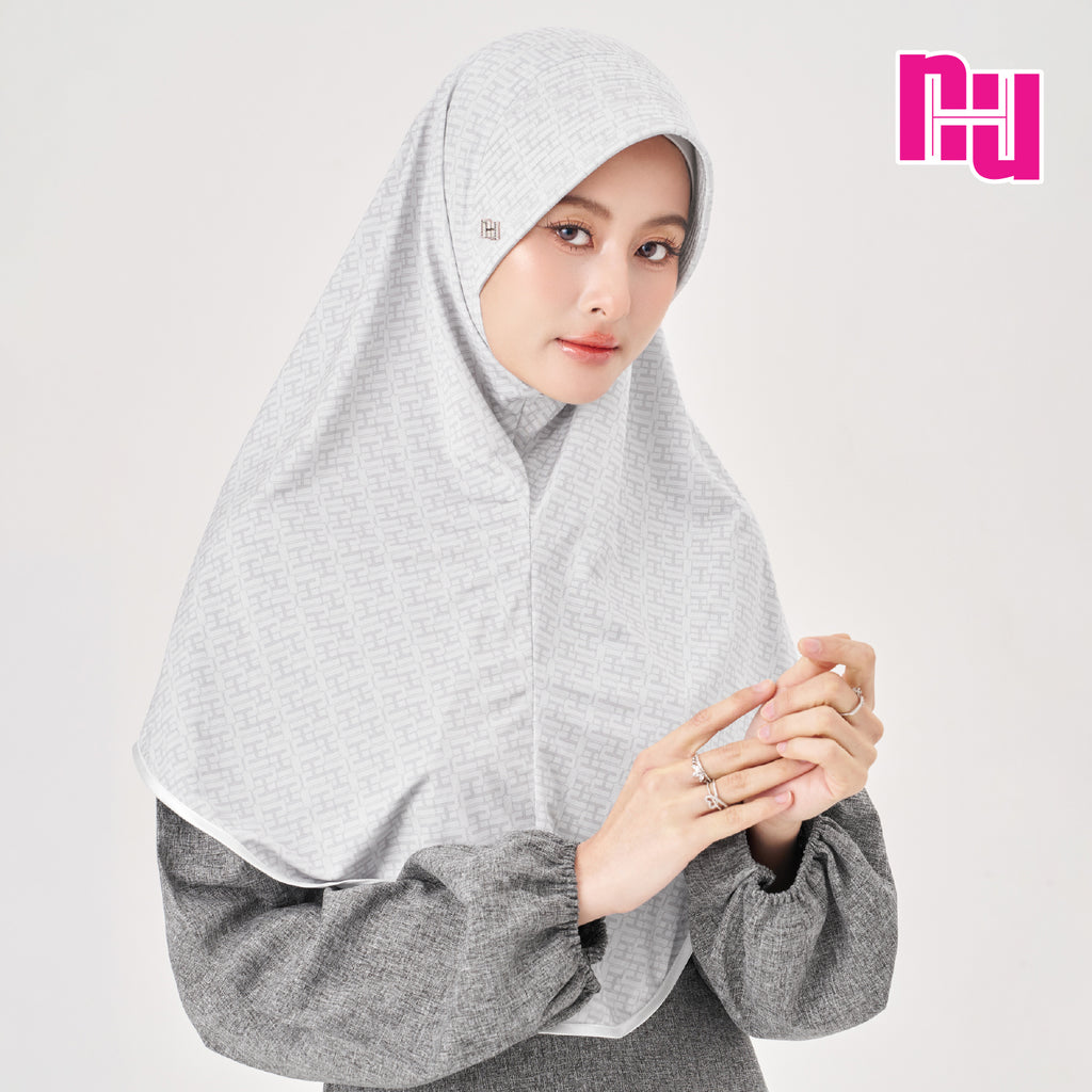NUH MONOGRAM ECHO II ผ้าคลุมสวมสำเร็จ - แพทเทิร์นฮาตี