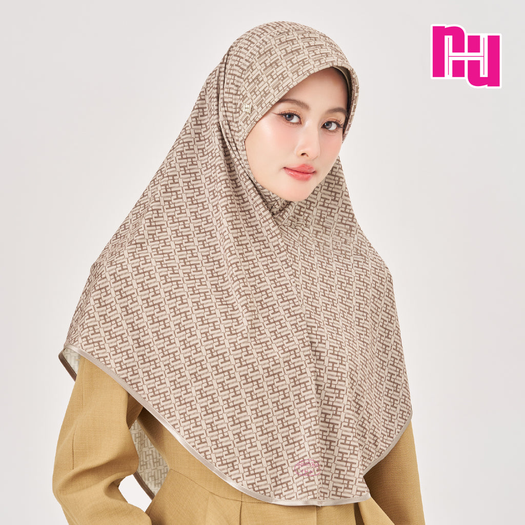 NUH MONOGRAM ECHO II ผ้าคลุมสวมสำเร็จ - แพทเทิร์นฮาตี