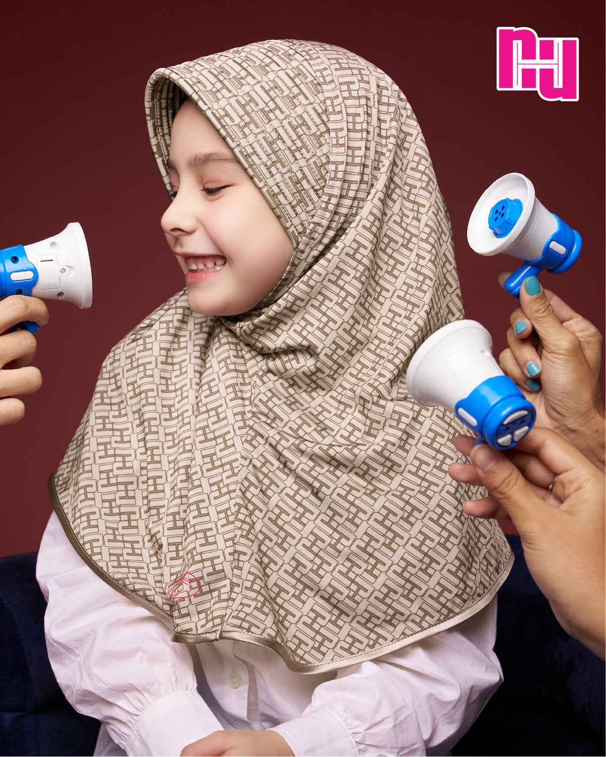 NUH MONOGRAM ECHO II ผ้าคลุมสวมสำเร็จ - แพทเทิร์นฮาตีสำหรับเด็ก