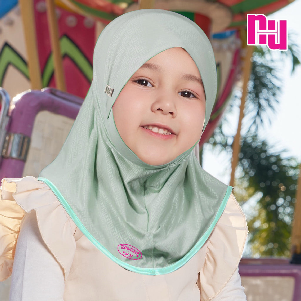 ผ้าคลุมสวมสำเร็จ NUH MONOGRAM II - (PATTERN HATI)