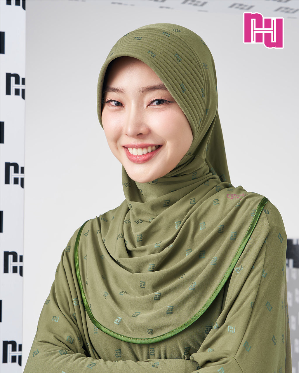 NUH BLACK Ready-to-wear hijab – Regular foam padding