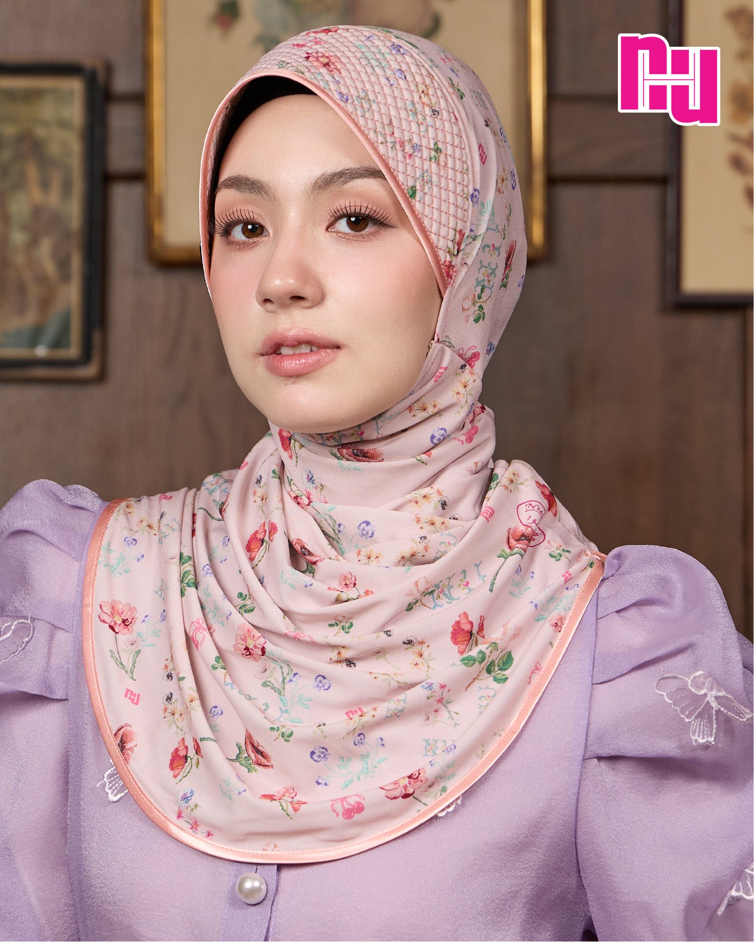 NUH AUDREY ผ้าคลุมสวมสำเร็จ- ทรงฟองน้ำตาราง