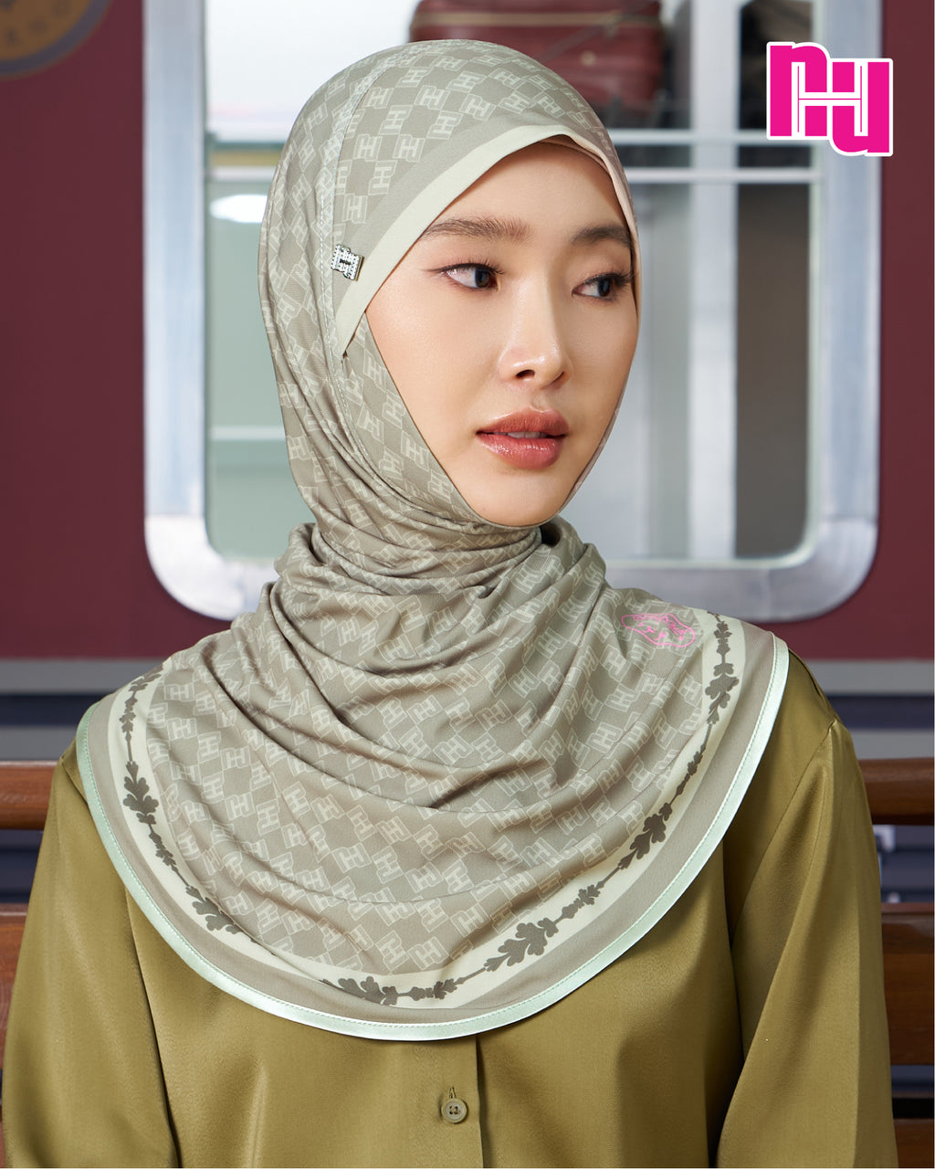 NUH ICON III ผ้าคลุมสวมสำเร็จ - ทรงตาลากง
