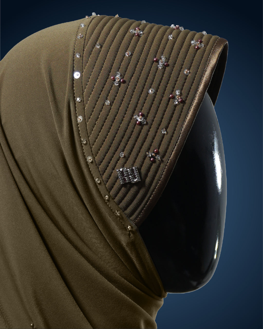 NUH CLASSIC CRYSTAL PREMIUM EDITION IV - Ready-to-wear hijab embellished with crystal pearls