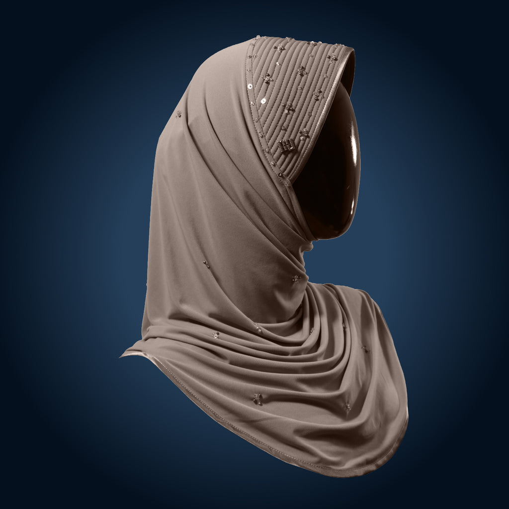 NUH CLASSIC CRYSTAL PREMIUM EDITION IV - Ready-to-wear hijab embellished with crystal pearls