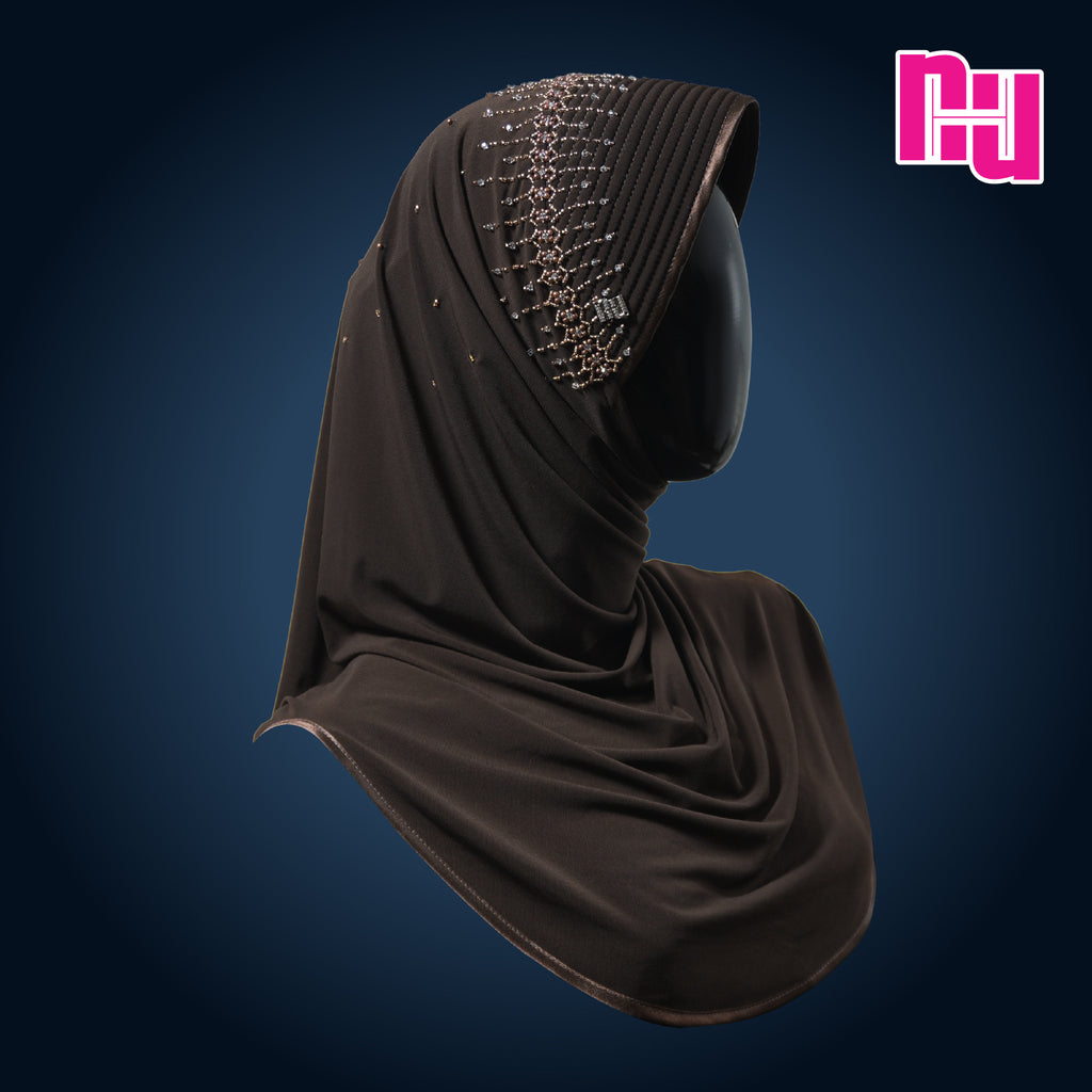 NUH CLASSIC CRYSTAL PREMIUM EDITION III - Ready-to-wear hijab embellished with crystal pearls