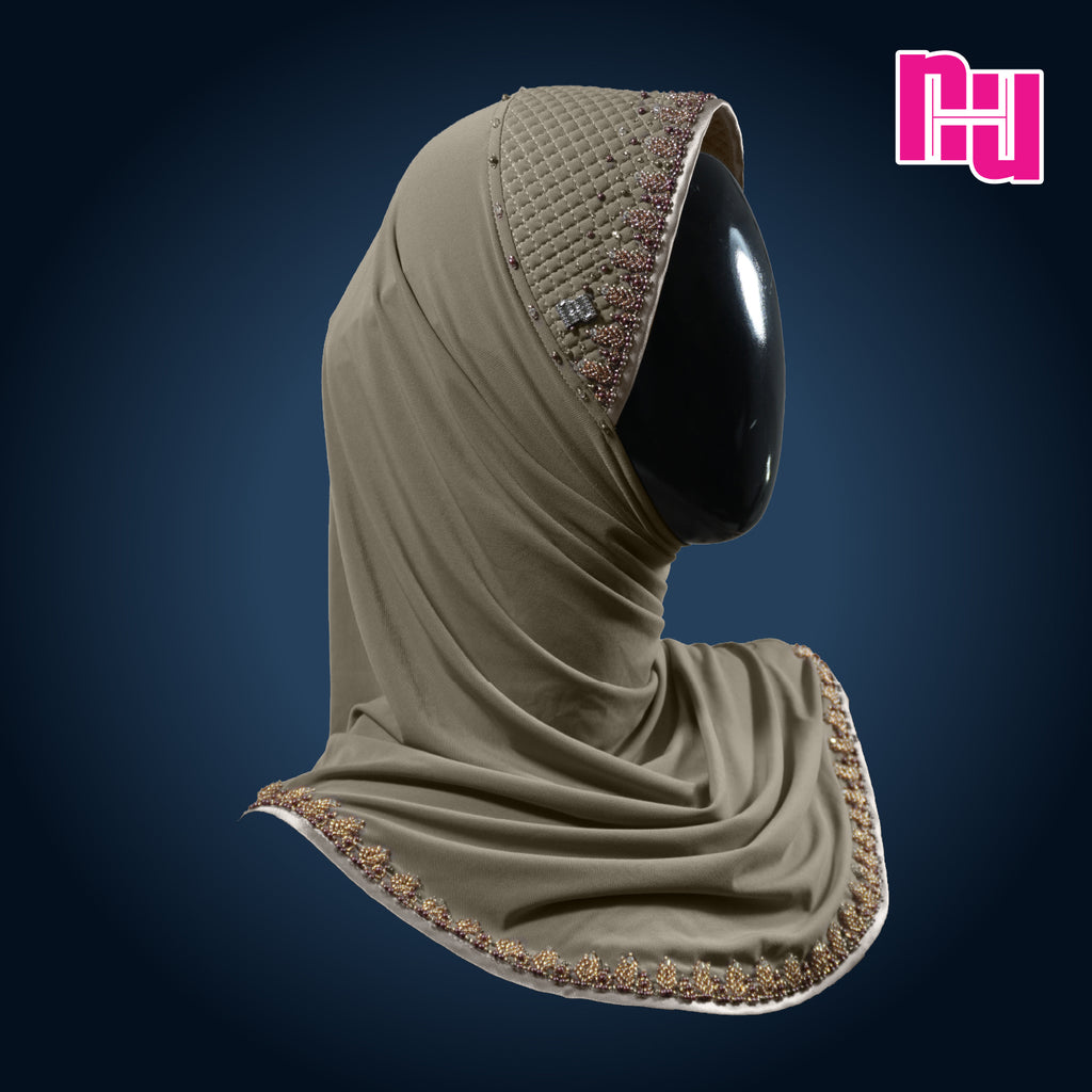 NUH CLASSIC CRYSTAL PREMIUM EDITION V - Ready-to-wear hijab embellished with crystal pearls