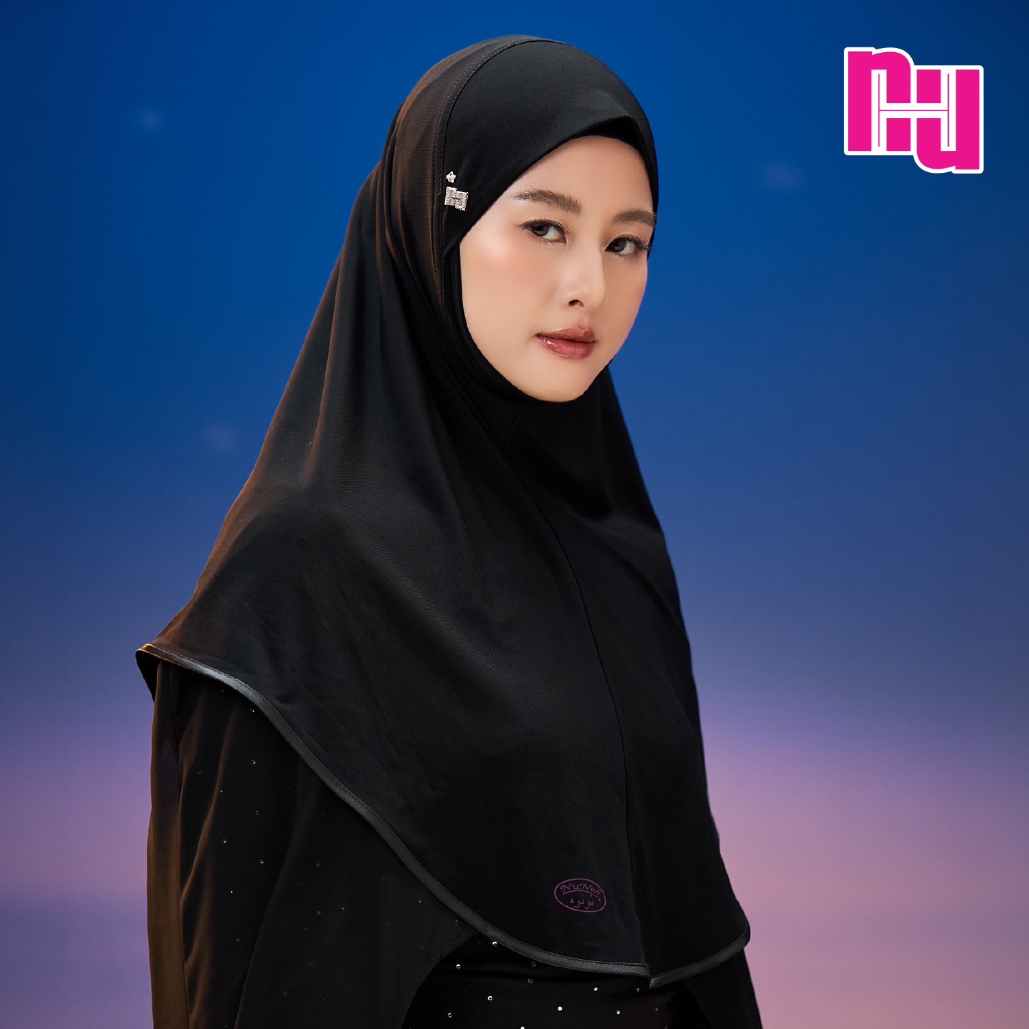 NUH HATI STAR CLASSIC  - ผ้าคลุมสวมสำเร็จ (แพทเทิร์นฮาตี)
