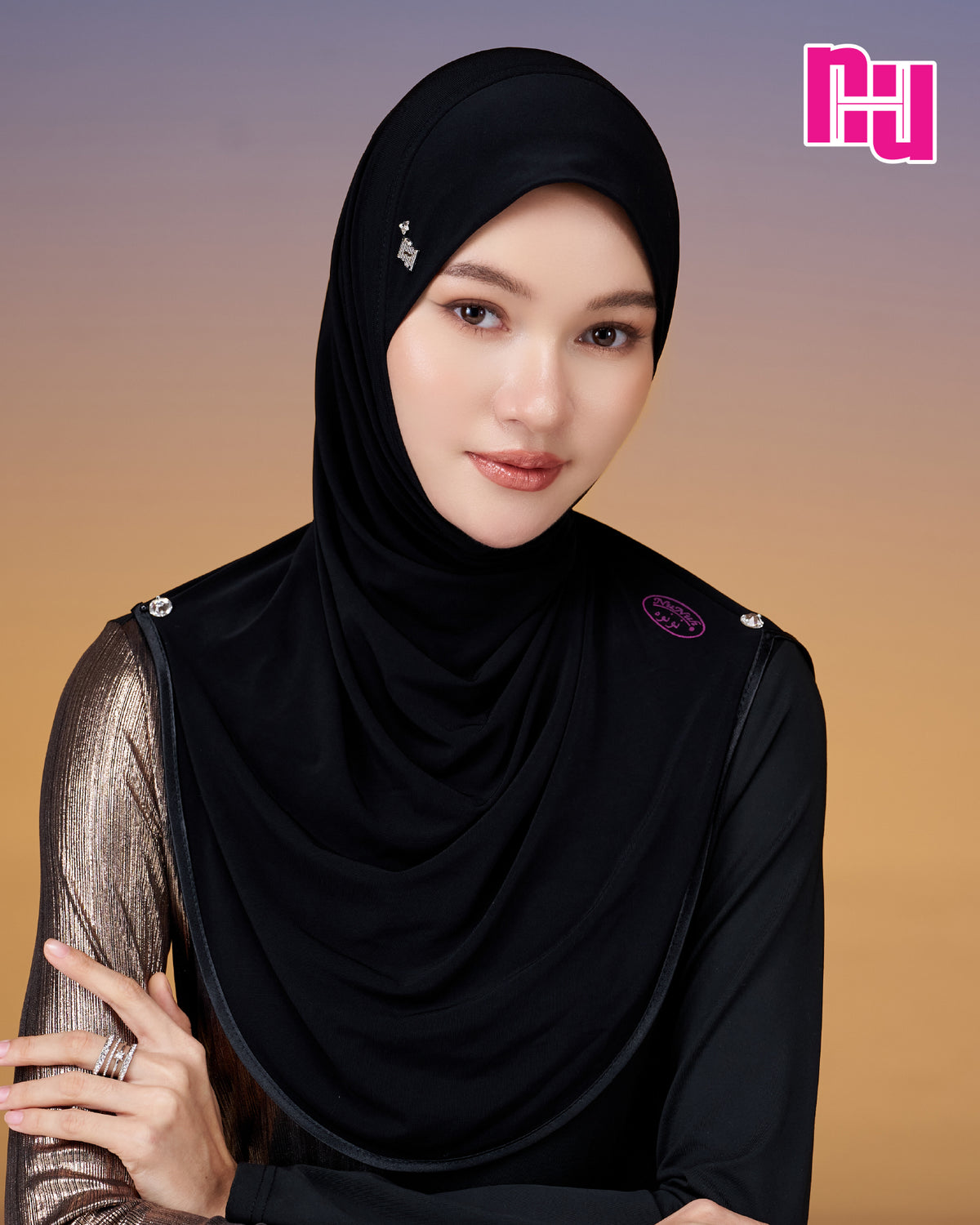 NUH CLASSIC STAR II (BLACK) - ผ้าคลุมสวมสำเร็จ