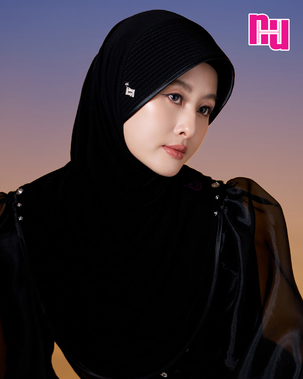 NUH CLASSIC STAR III (BLACK) - ผ้าคลุมสวมสำเร็จ