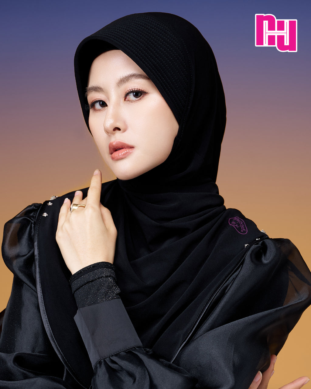 NUH CLASSIC STAR III (BLACK) - ผ้าคลุมสวมสำเร็จ