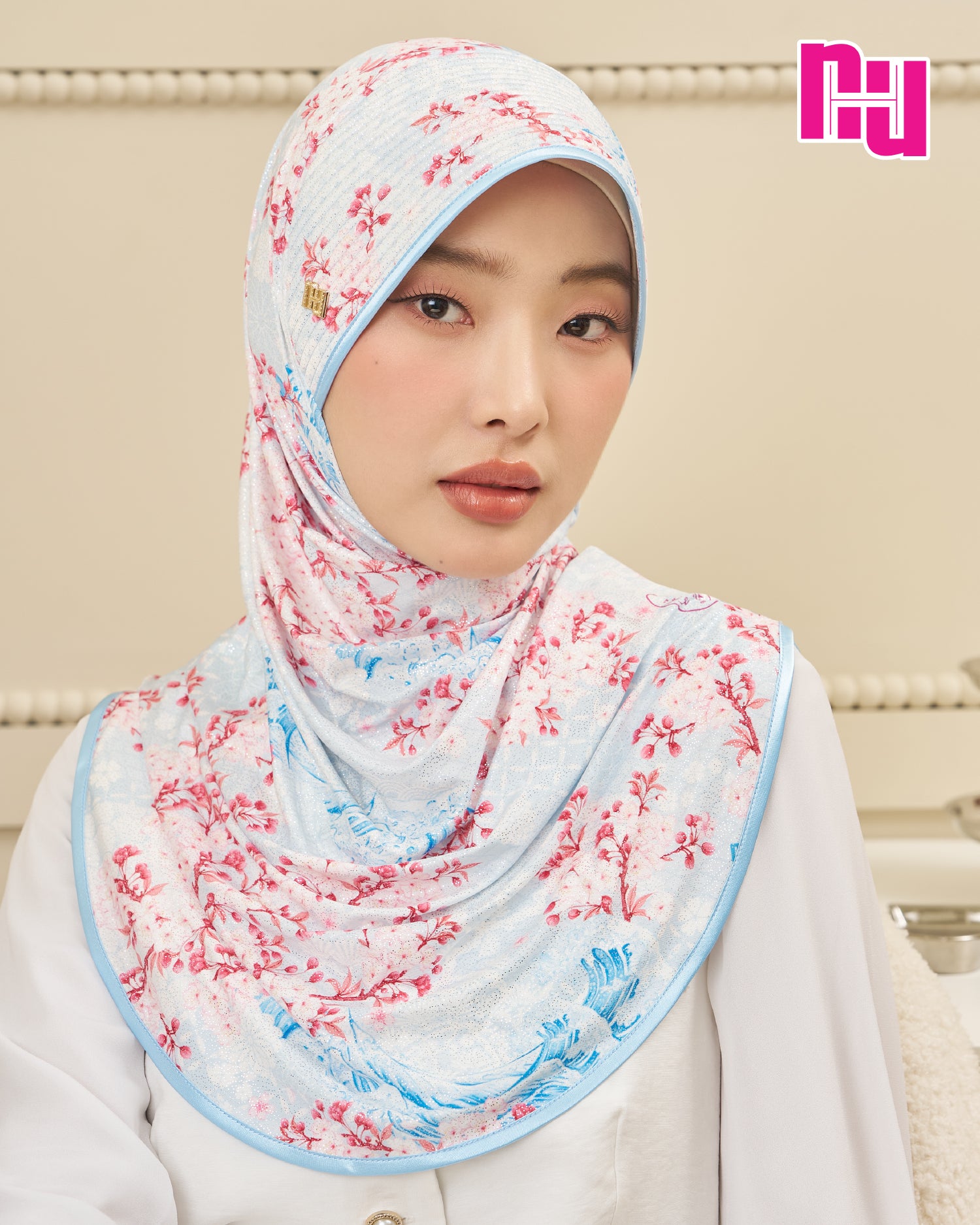 NUH HARU Ready-to-wear hijab – Straight foam style (Glittery, sparkly fabric)