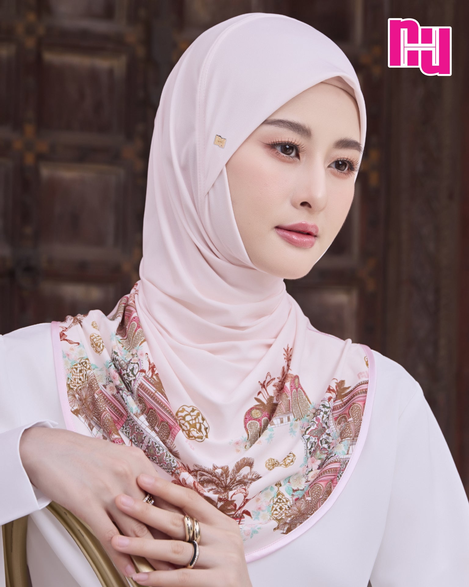 NUH THANA ผ้าคลุมสวมสำเร็จ – ทรงตาลากง