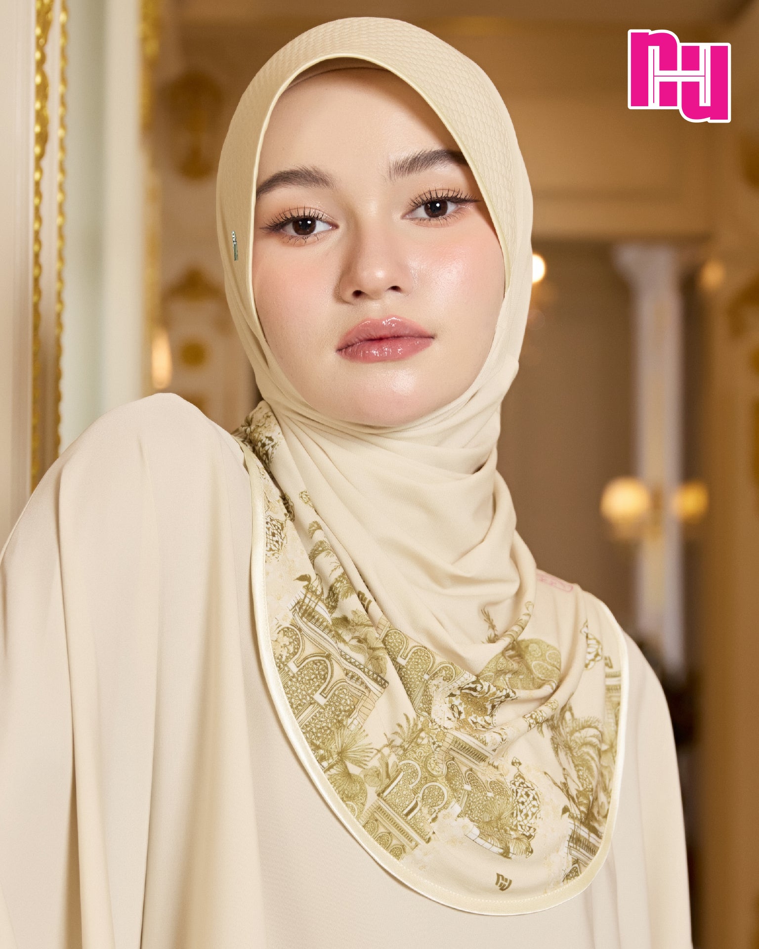 NUH THANA ผ้าคลุมสวมสำเร็จ – ทรงฟองน้ำตาราง