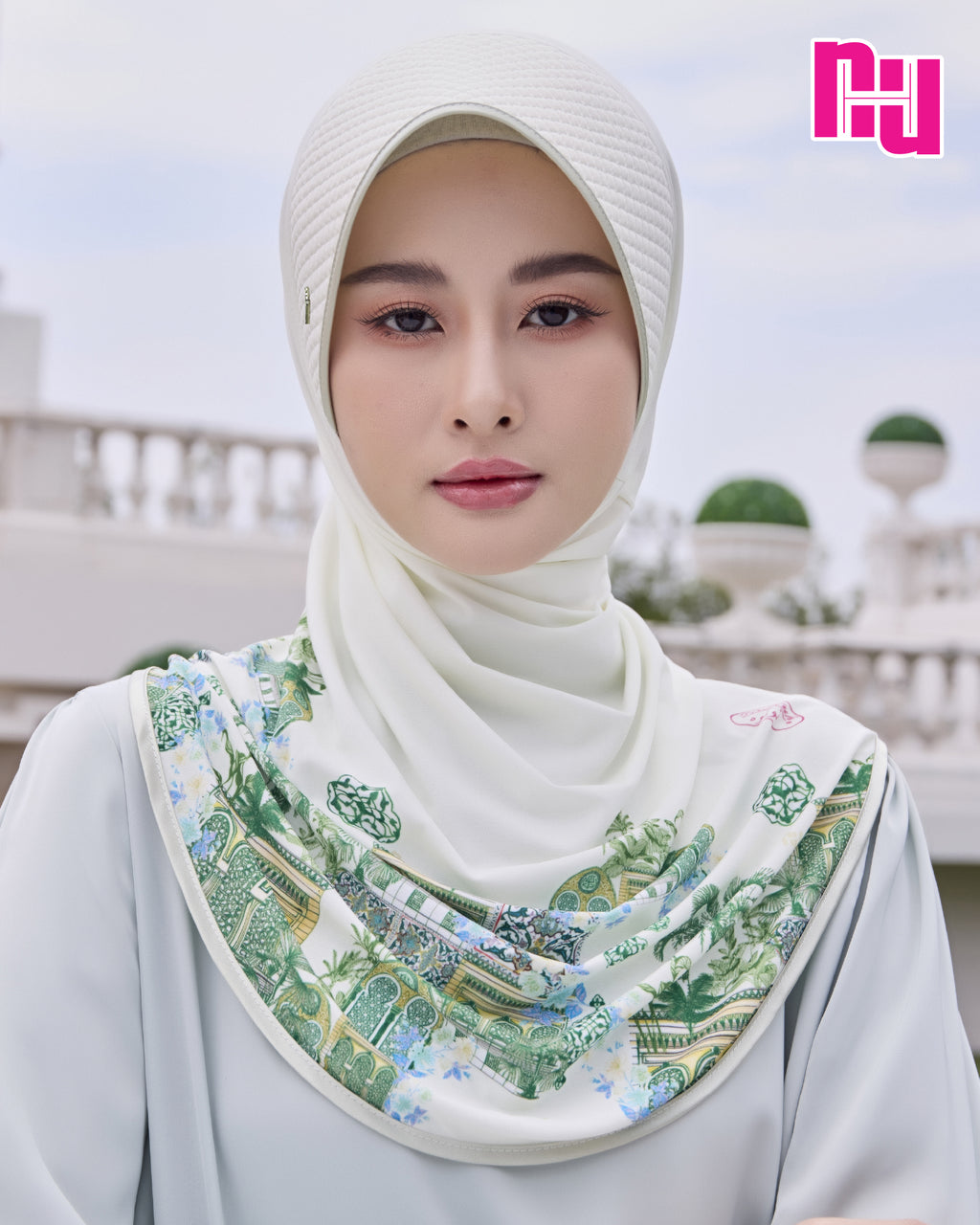 NUH THANA ผ้าคลุมสวมสำเร็จ – ทรงฟองน้ำตาราง