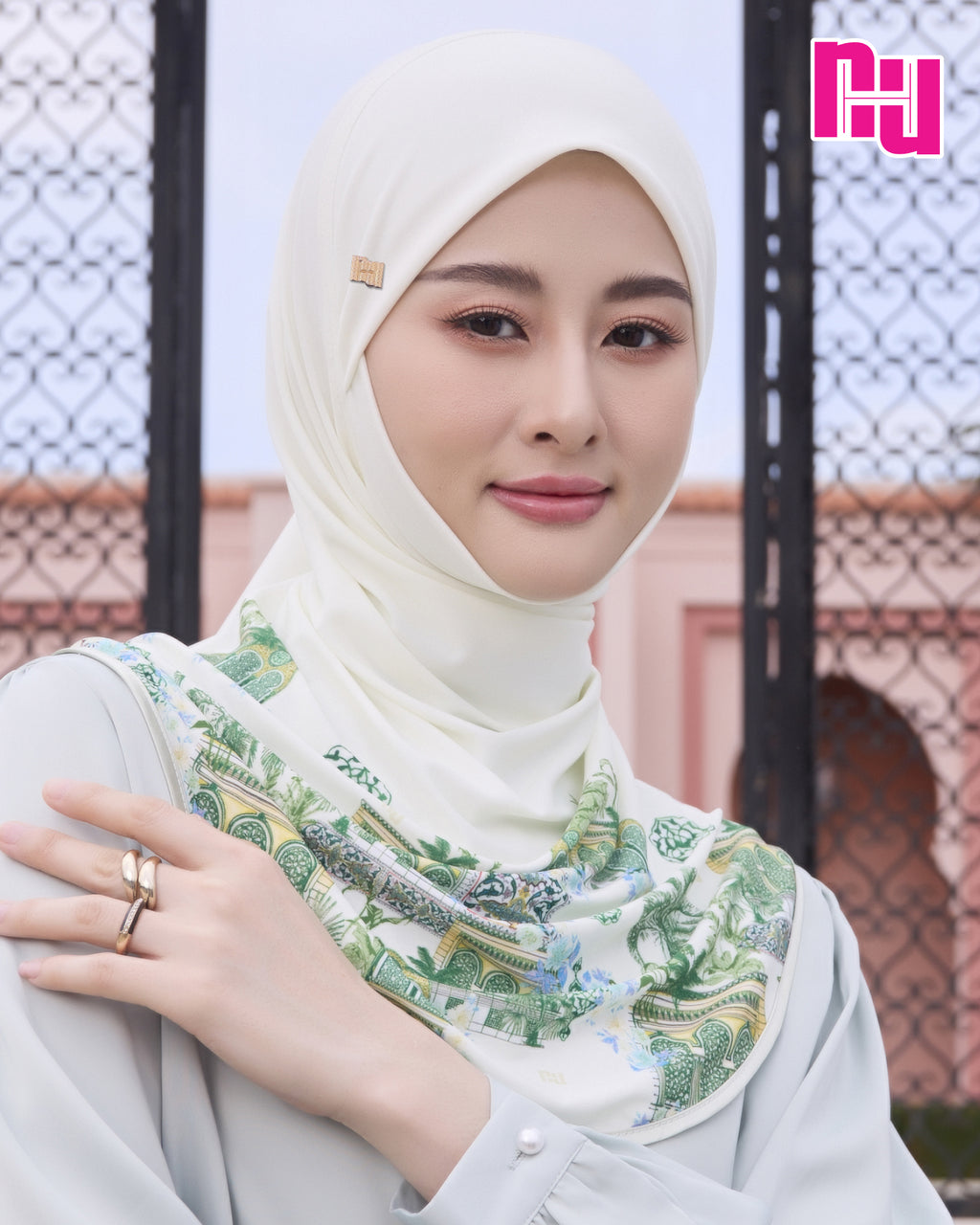 NUH THANA ผ้าคลุมสวมสำเร็จ – ทรงตาลากง