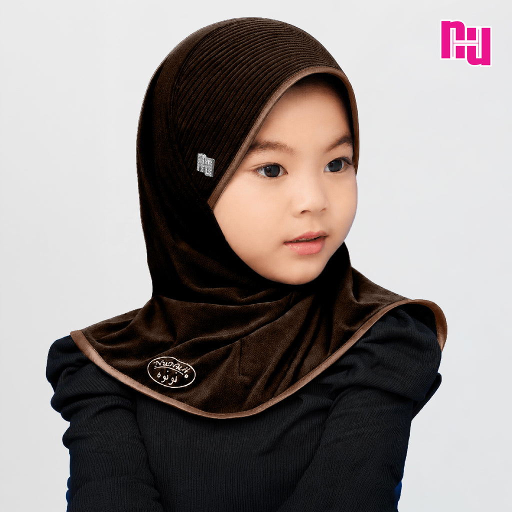 NUH HATI CLASSIC (BLACK) - ผ้าคลุมสวมสำเร็จคลาสสิคสีดำ (แพทเทิร์นฮาตีสำหรับเด็ก)