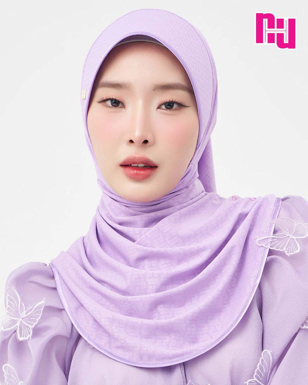 NUH MONOGRAM ผ้าคลุมสวมสำเร็จ  – ทรงหัวแข็งยืด