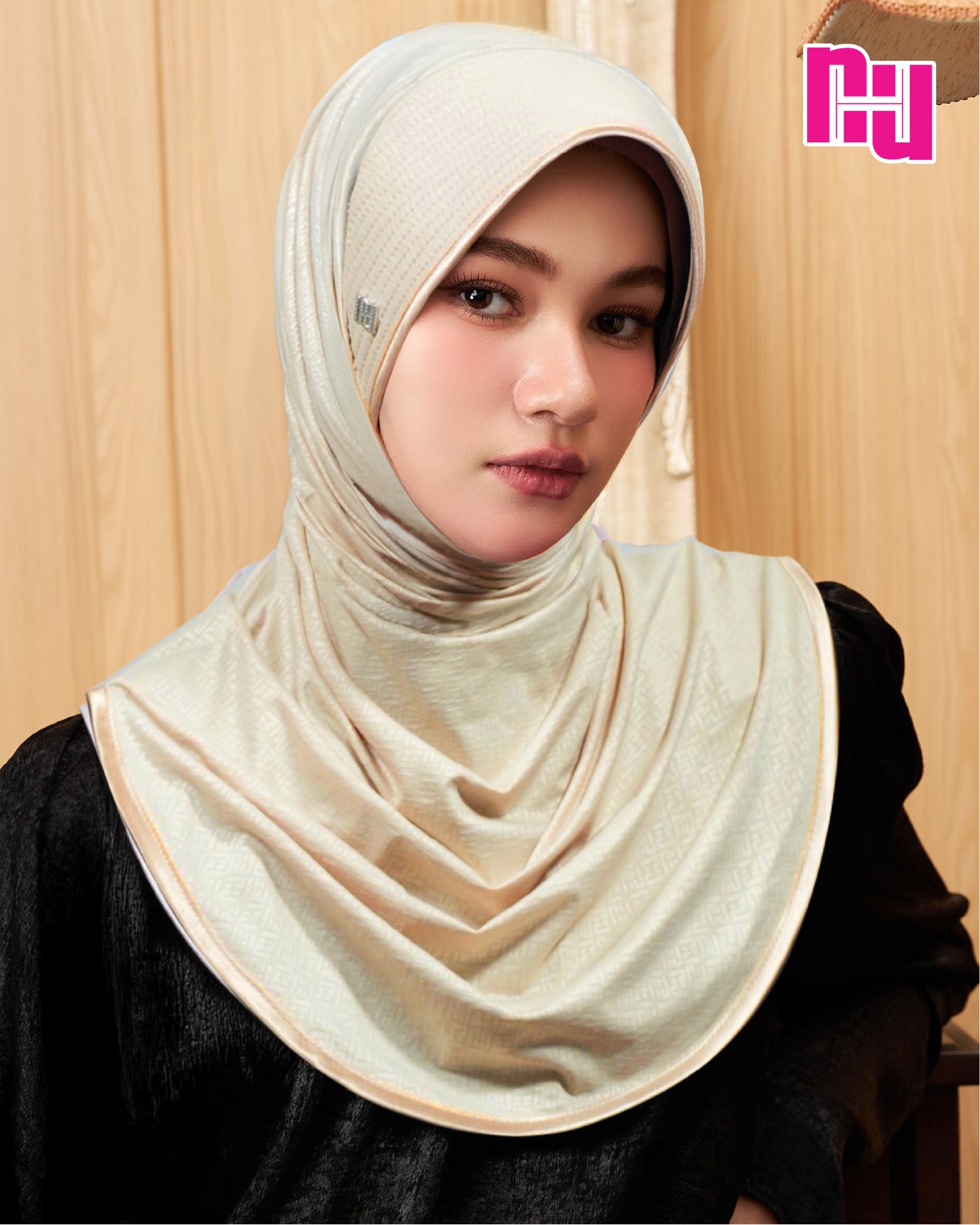 NUH MONOGRAM II ผ้าคลุมสวมสำเร็จ - ทรงฟองน้ำตรง